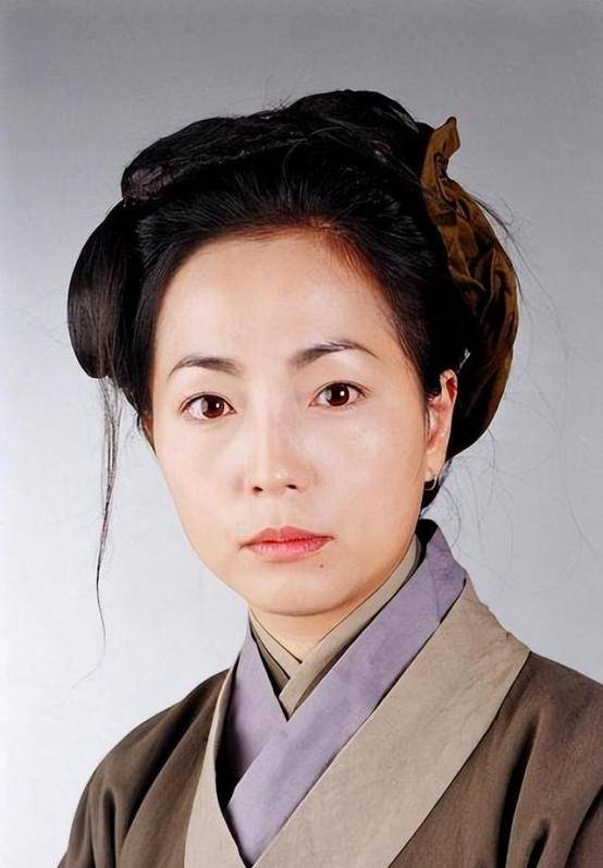 芝麻配资 僵尸道长离世28年，旧爱念念不忘！围棺黑蝴蝶，至今仍是未解之谜